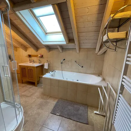 Tulipes Et Cetera Πανσιόν 3*